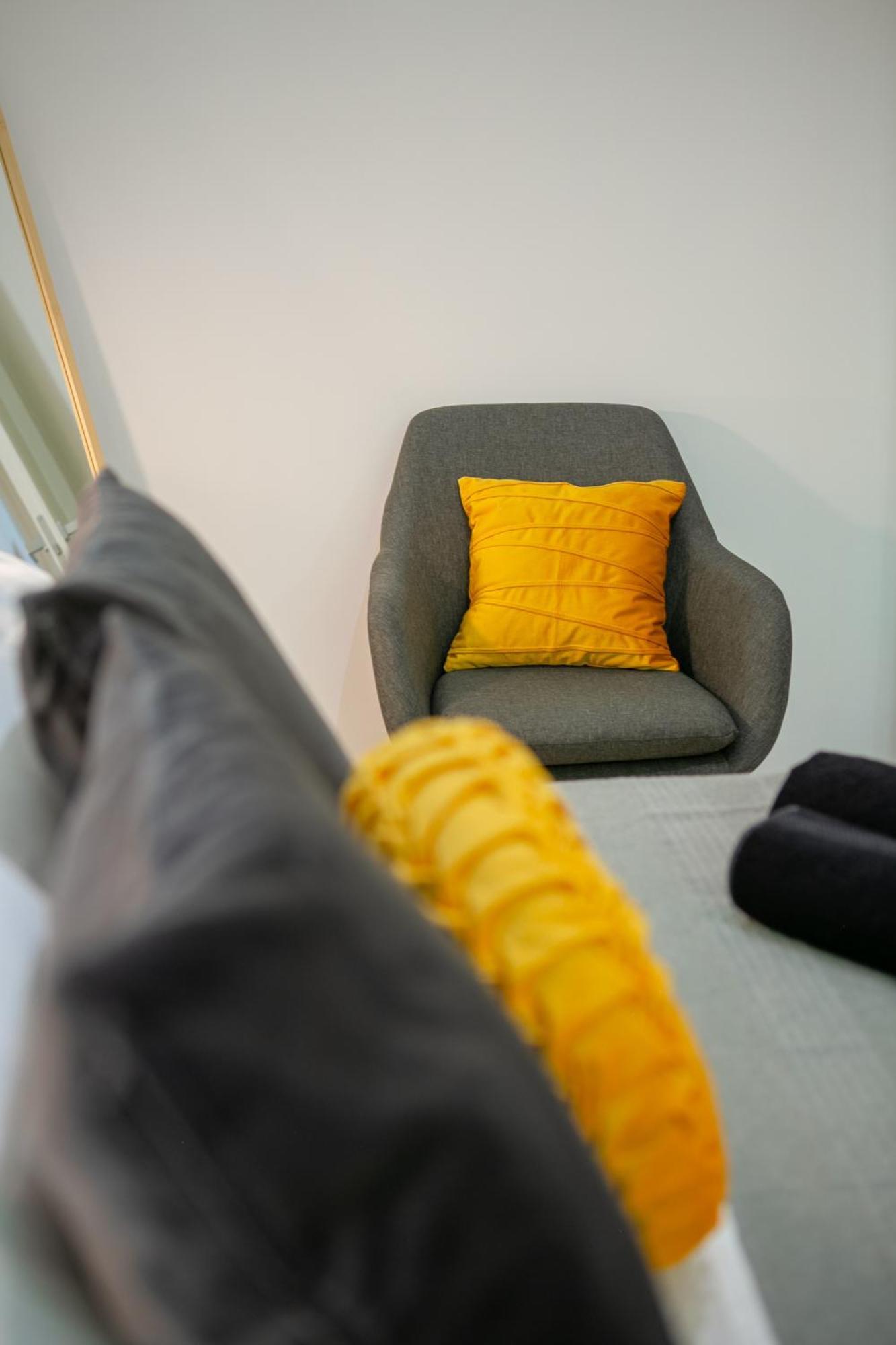 Mustard S Camillo - Homes Apartamento